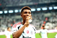 Beşiktaş'ta ayrılık kafilesi netleşiyor