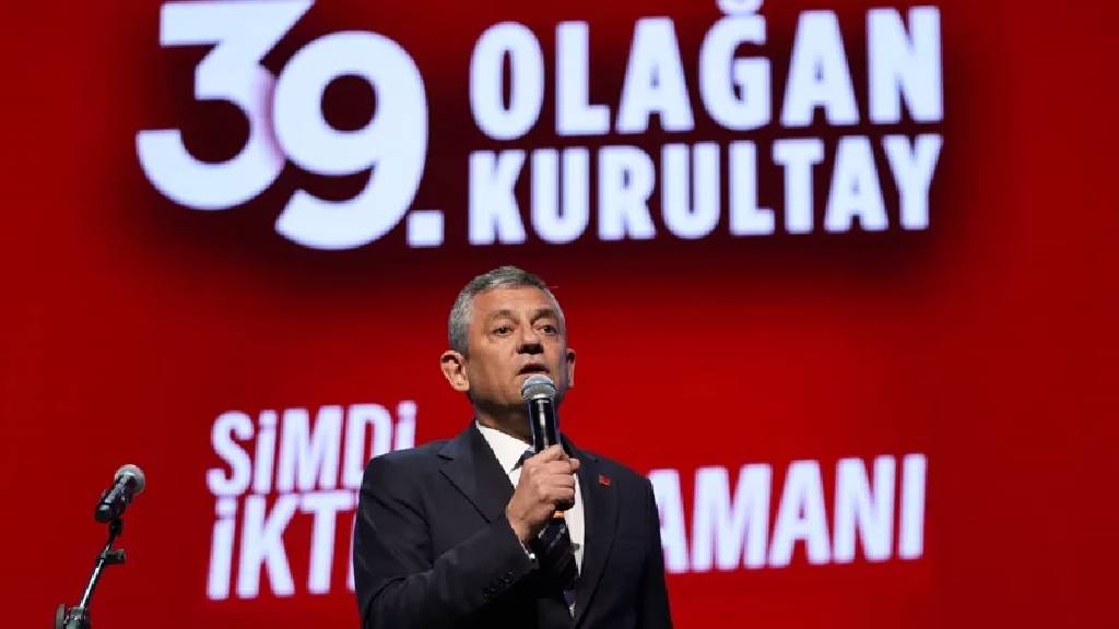 Özel'den Kılıçdaroğlu açıklaması: "Kurultaydan sonra aramadı"