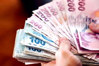 Geçen yıl bilmişti, Türkiye'deki asgari ücret için yeni tahmin