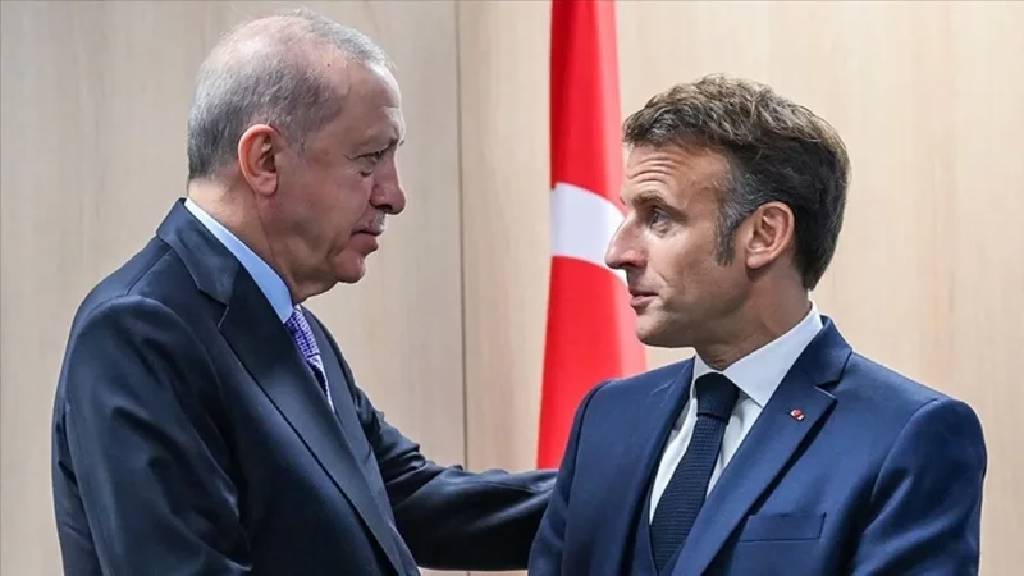 Erdoğan ile Macron'un telefon görüşmesinin detayları