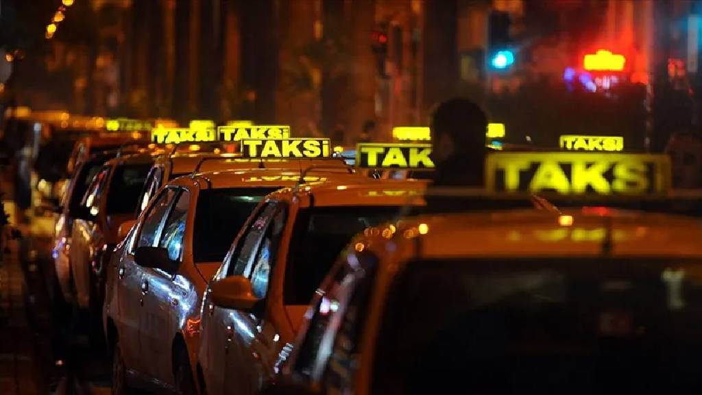 Taksilerde yeni dönem! Kamera zorunluluğu için süre uzatıldı...