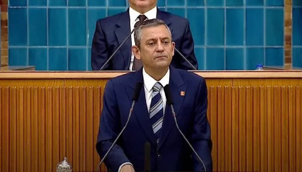 Özgür Özel’den “aday için erken” eleştirilerine yanıt: Erken seçim adayı erken belirlenir