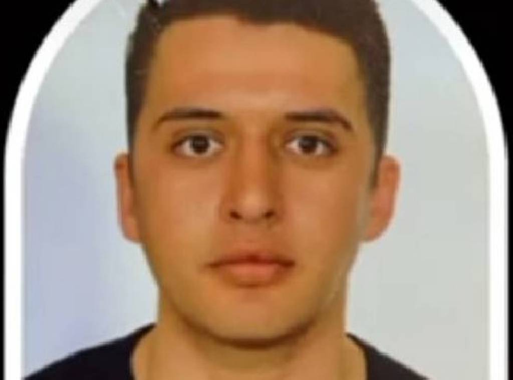 İzmir'de trafik kazası: 26 yaşındaki polis, hayatını kaybetti