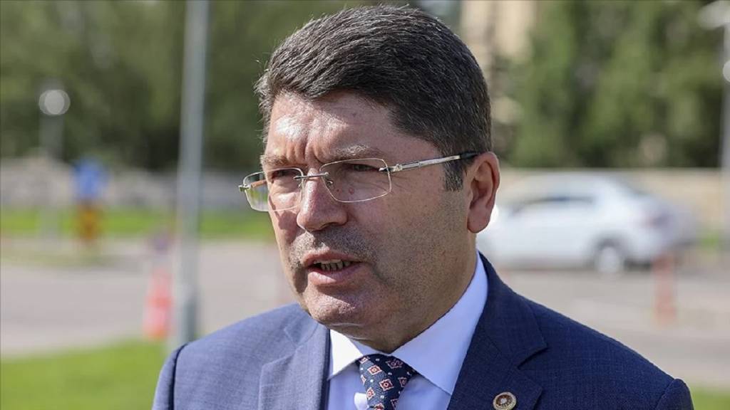 Bakan Tunç: Her yıl 60 bin hükümlü ve tutuklu meslek sahibi oluyor