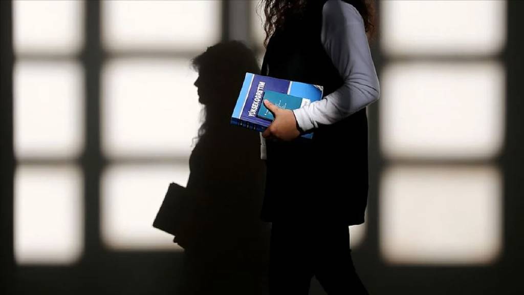 Hukuk Fakültesine girmek için YKS sınavında ilk 100 bine girme şartı getirildi