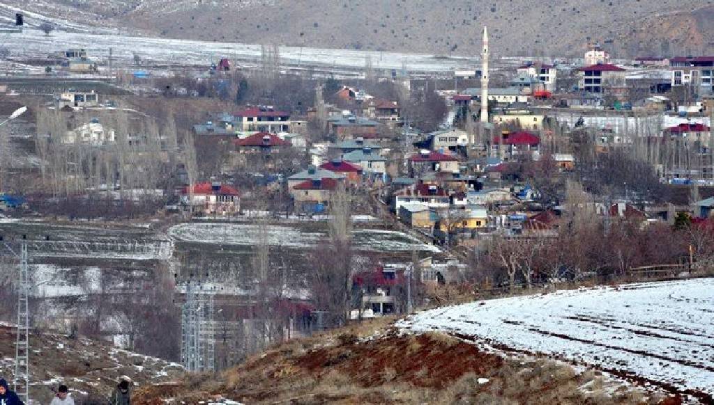 Bu köyün ismini duyan dalga geçiyor! Köylülerin canına tak etti, belediyeye dilekçe verdiler...