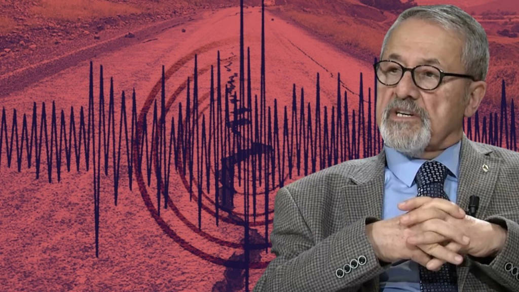 Ege Denizi'nde 4,7 büyüklüğünde deprem! Naci Görür Afrika levhasını dikkat çekti...