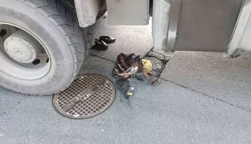 İstanbul'da korkunç olay! Hafriyat kamyonunun altında kalan yaşlı kadın hayatını kaybetti...