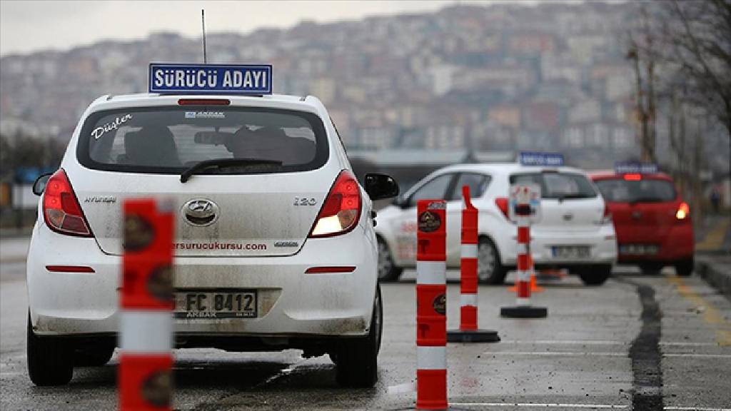 İstanbul'da sınav ve eğitim faaliyetlerine hafta sonu ara verildi