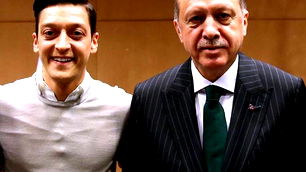 AK Parti'de Sinan Akçıl ile Mesut Özil sürprizi