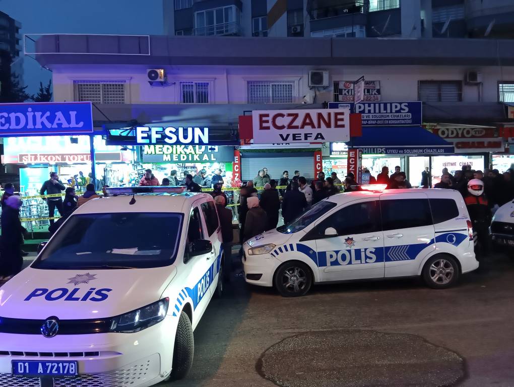 Adana'da iş yerine silahlı saldırı: 3 ölü