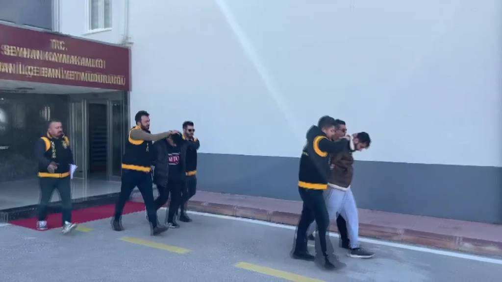 Adana’da iş adamından 2 milyon TL haraç isteyen 2 şüpheli yakalandı…