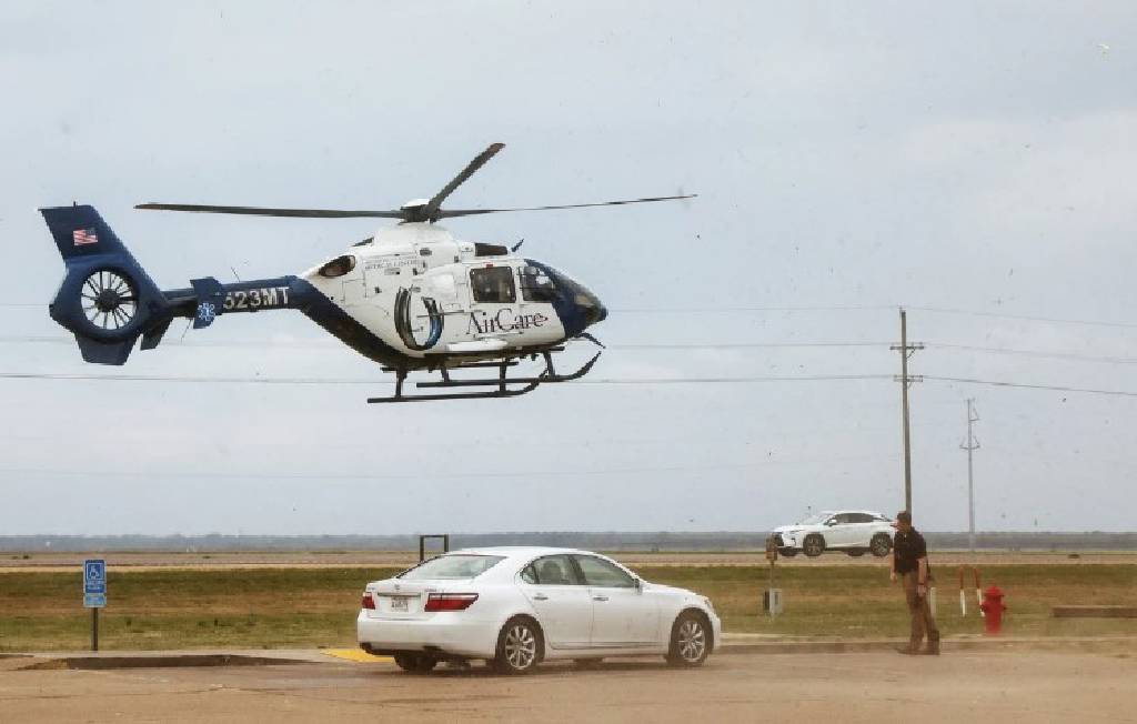 ABD'de ambulans helikopter düştü: 3 ölü