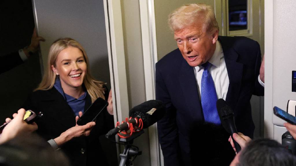 ABD Başkanı Trump: Grönland'ı parçamız olmaya davet ediyoruz
