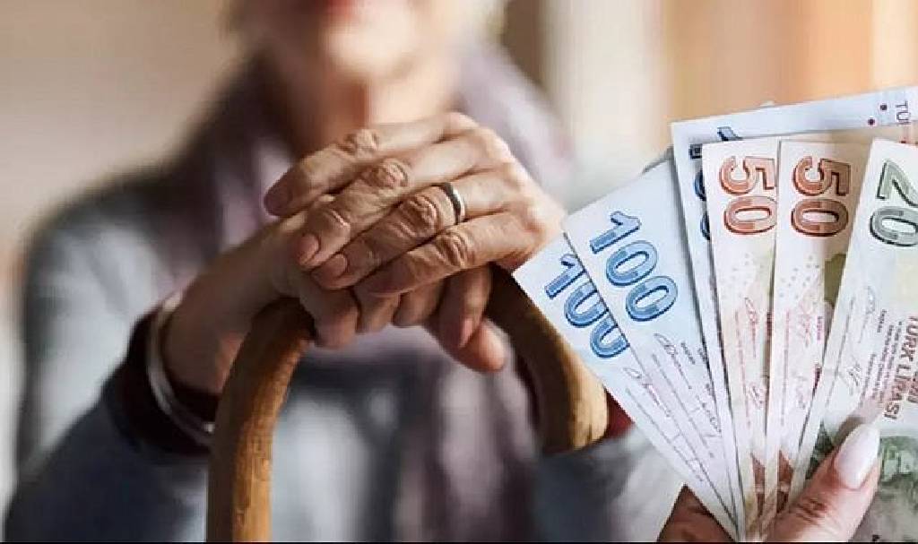 Emekli bayram ikramiyesi belli oldu