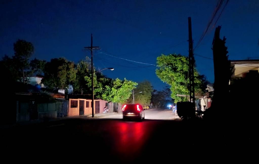 Küba'da elektrik şebekesi çöktü…