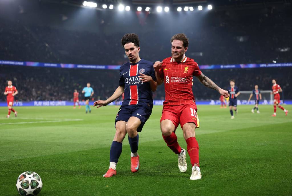  Liverpool, Anfield Road’da Paris Saint-Germain’a elendi