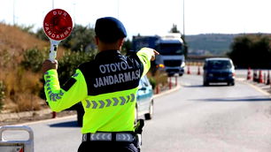 1 haftada yaklaşık 3,8 milyon araç denetlendi