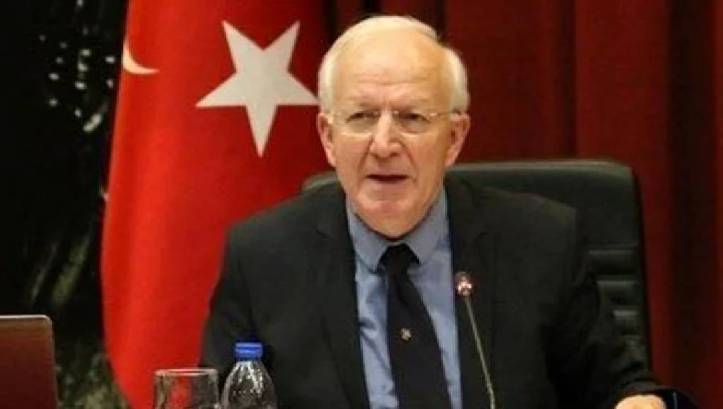 İstanbul Barosu Başkanı İbrahim Kaboğlu​ hakim karşısında