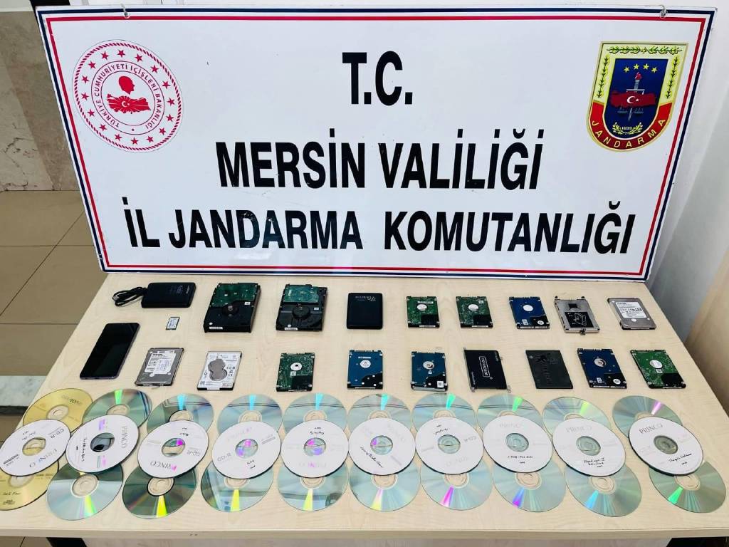 Mersin'de müstehcenlik operasyonu… Çocuklarının videolarını depoladı!