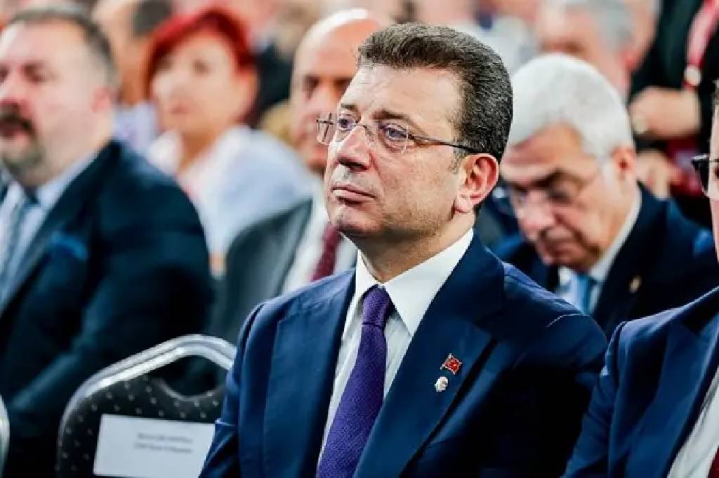 Ekrem İmamoğlu neyle suçlanıyor, kimler gözaltında?