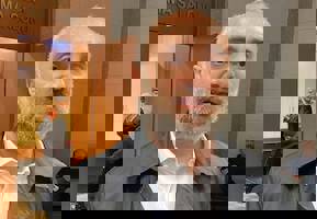 user header