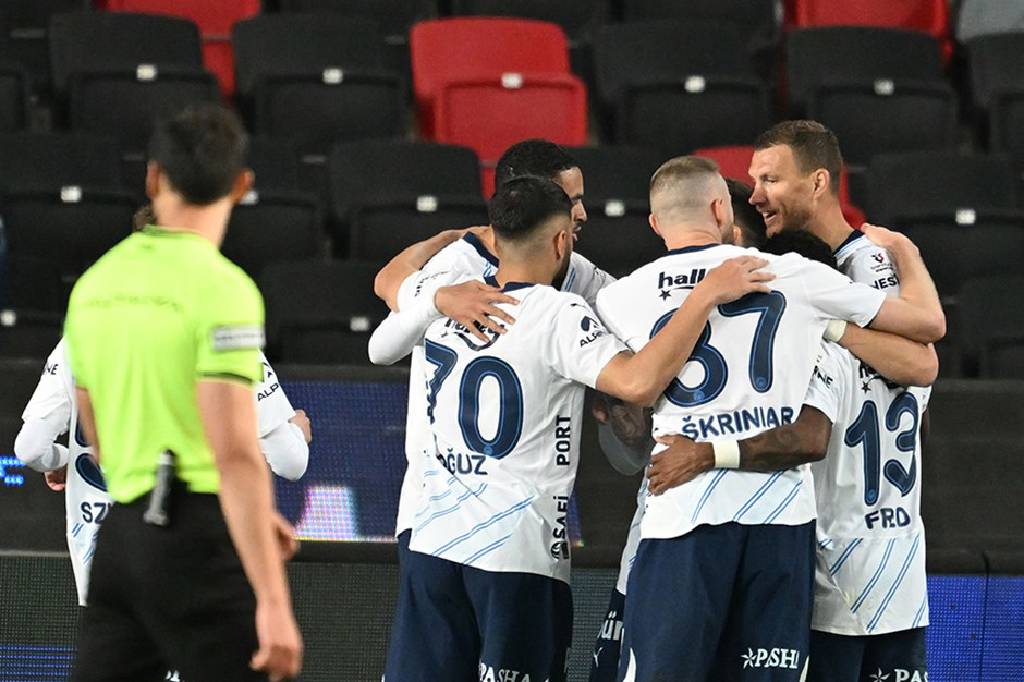 Fenerbahçe, Gaziantep FK deplasmanında geriden geldi, 3-1 maç sonucu
