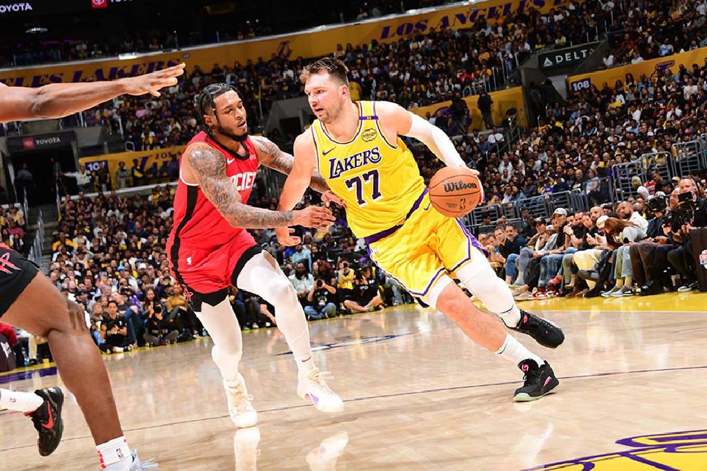 Rockets, Doncic'e engel olamadı