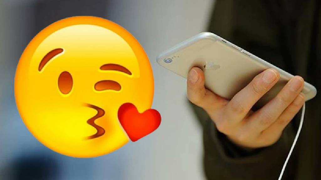 Sosyal medyada attığı emoji başını yaktı! Taciz sayıldı, para cezası aldı...