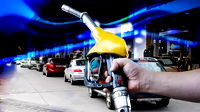 Motorine zam geldi! Akaryakıt tabelası tekrar değişti...