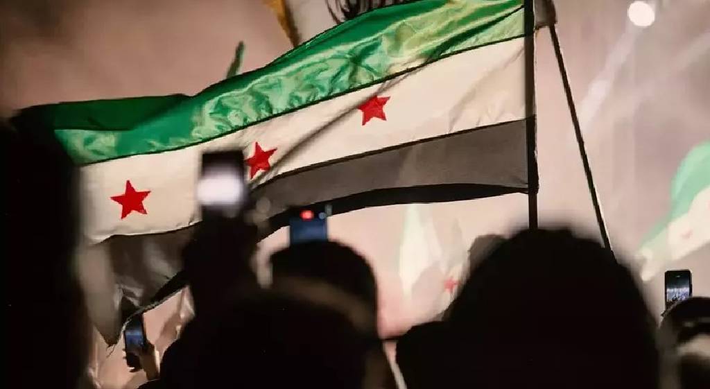 ABD, Suriye'ye yaptırımları resmen kaldırdı…