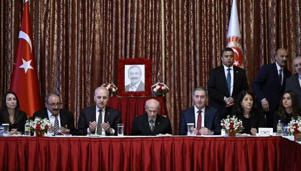 MHP lideri Bahçeli, Sırrı Süreyya Önder'i anma töreninde