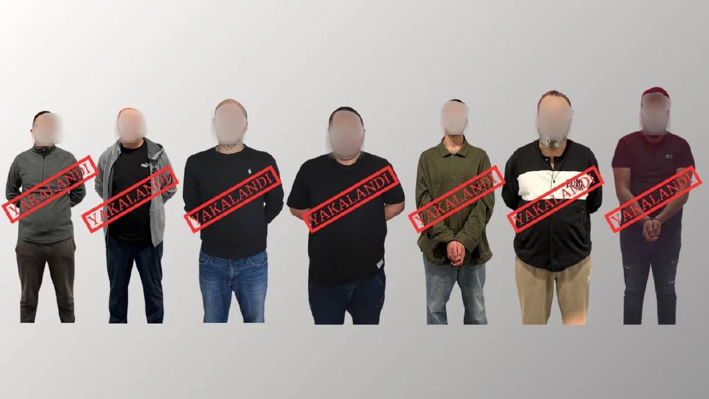 Kırmızı bültenle aranan 7 suçlu Türkiye’ye iade edildi!