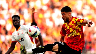 Galatasaray, Göztepe'yi 2-0 mağlup etti: Şampiyon, evinde veda maçına hazırlanıyor