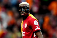 Galatasaray, Osimhen'in menejerine süre verdi