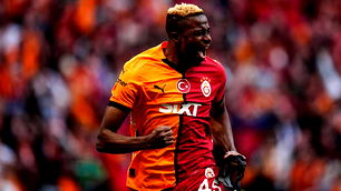 Galatasaray, Osimhen'in geleceğiyle ilgili kritik bir karar aldı 