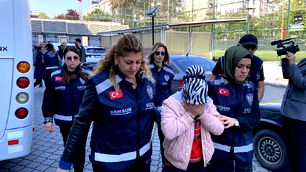 Samsun'da karanlık ağ! Kadınları fuhşa zorlayan çete üyeleri gözaltında