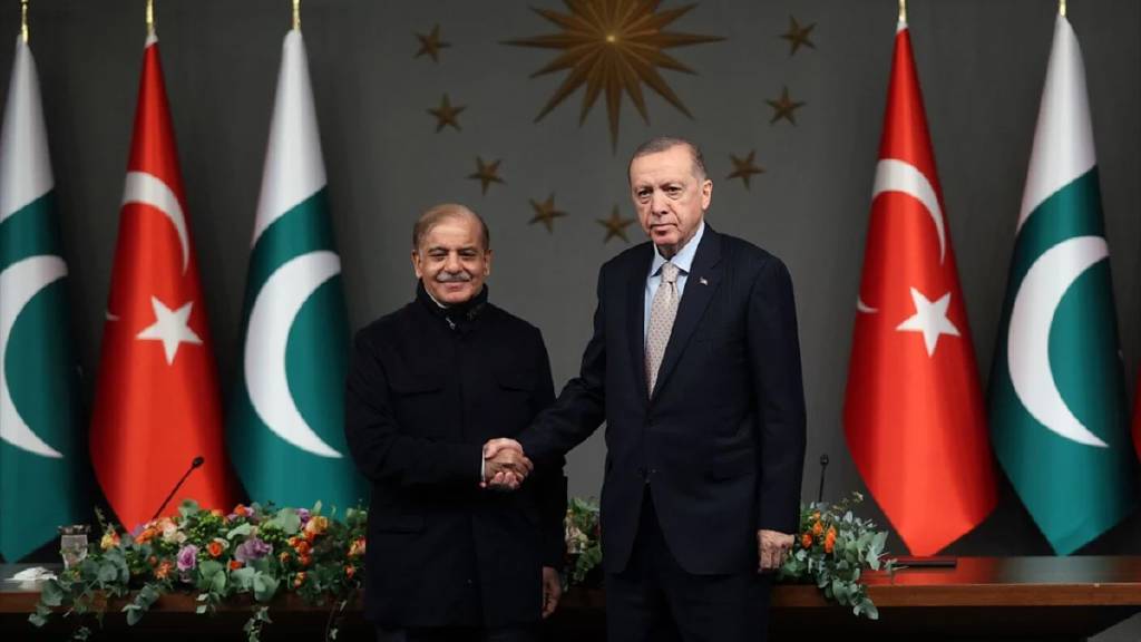 Pakistan Başbakanı Şahbaz Şerif'ten Türkiye'ye teşekkür: 'Minnettarız'