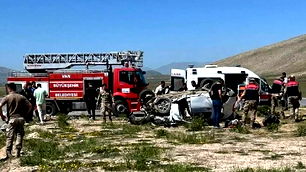 Van'da katliam gibi kaza: 4 ölü, 2 yaralı