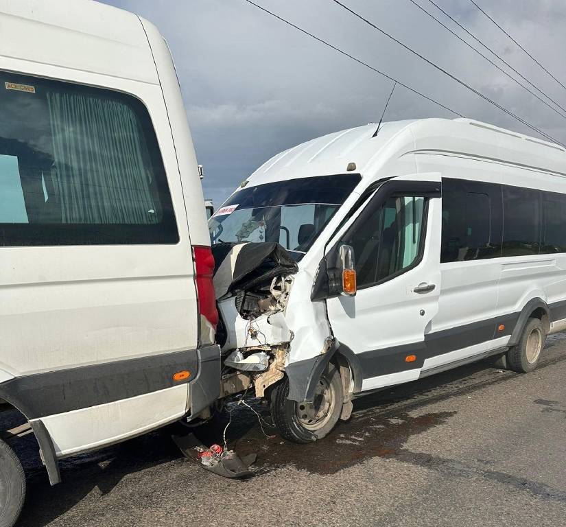 Şanlıurfa’da, öğretmen servisleri kaza yaptı: 28 yaralı