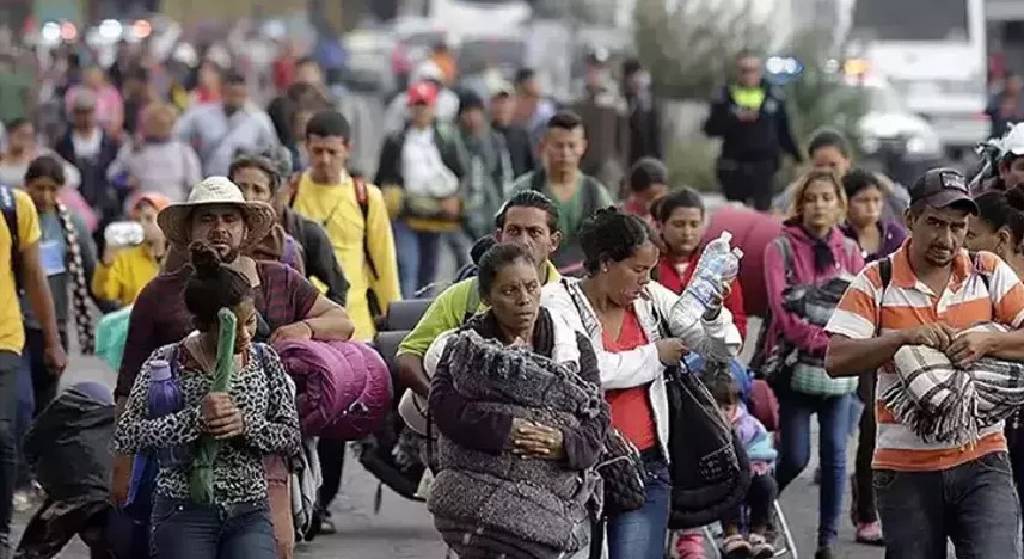 ABD'den göçmenler için yeni karar! Ülkelerine dönmek isteyenlere para verilecek…