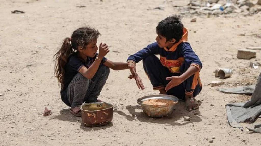 Katil İsrail’in ablukası sürüyor… Gazze'de, 4 yaşındaki çocuk açlıktan öldü!