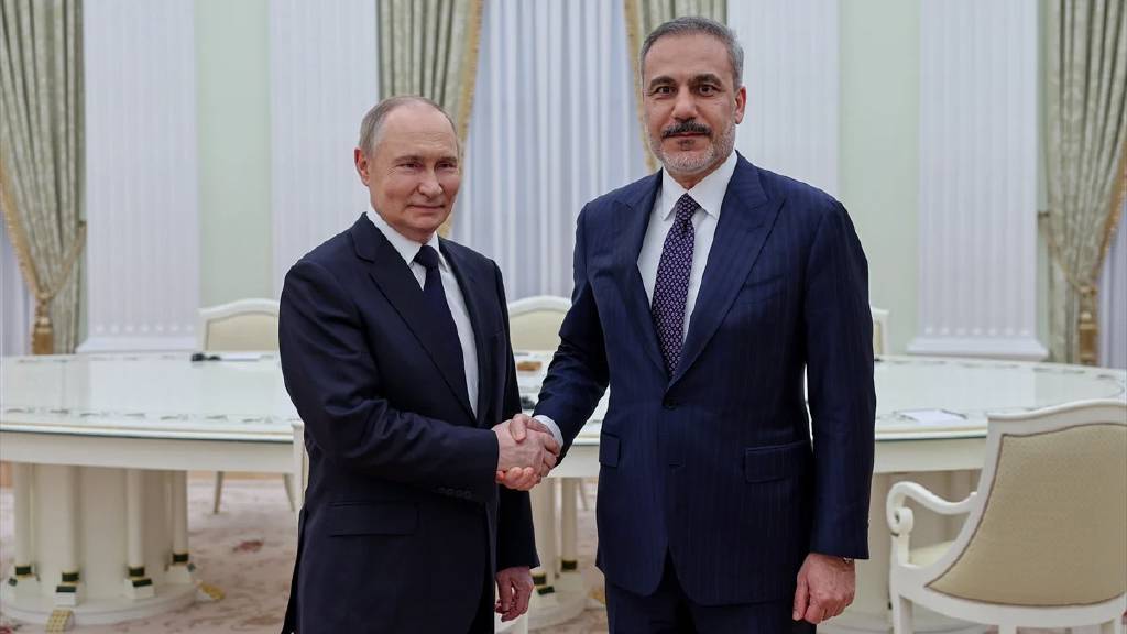 Dışişleri Bakanı Hakan Fidan, Vladimir Putin ile görüştü