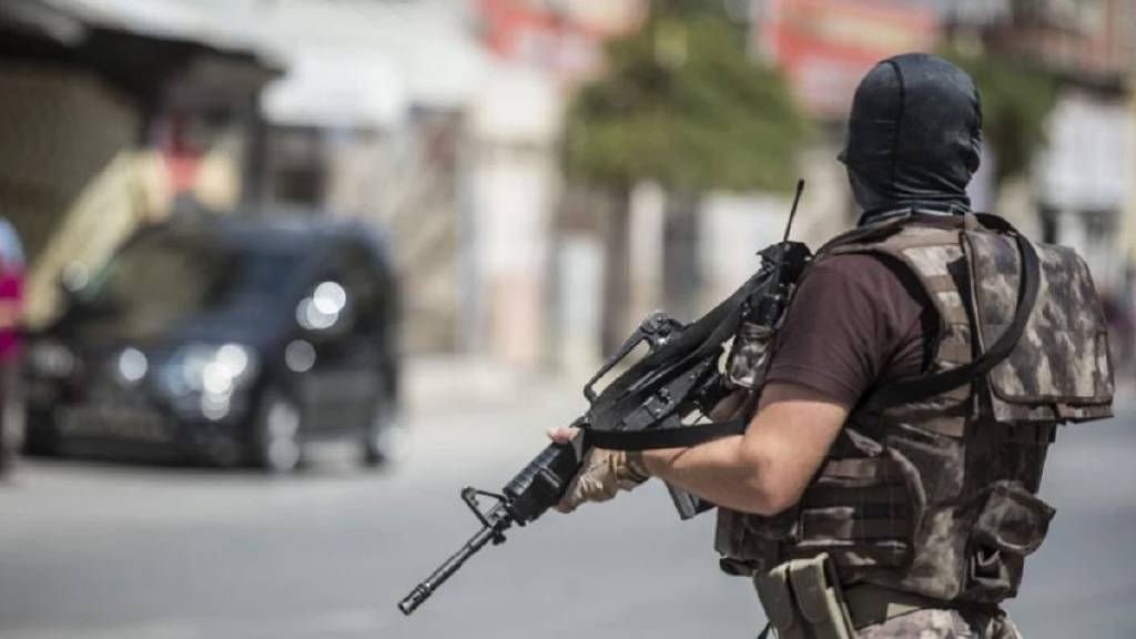 DEAŞ’a finansman sağlayan şebekeye operasyon: 27 gözaltı