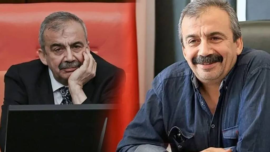 Arkadaşı vasiyetini açıkladı... Ünlü isimlerden Sırrı Süreyya Önder'e son veda! 