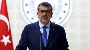 Yusuf Tekin'den yaz tatili açıklaması