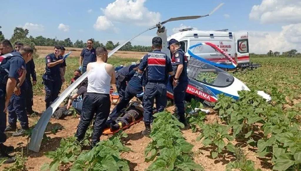 Adana'da jandarma cayrokopteri araziye sert iniş yaptı!