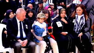 Şehit kızı Alya'nın sözleri yürek dağladı: 'Toplu iğne babama batıyor'
