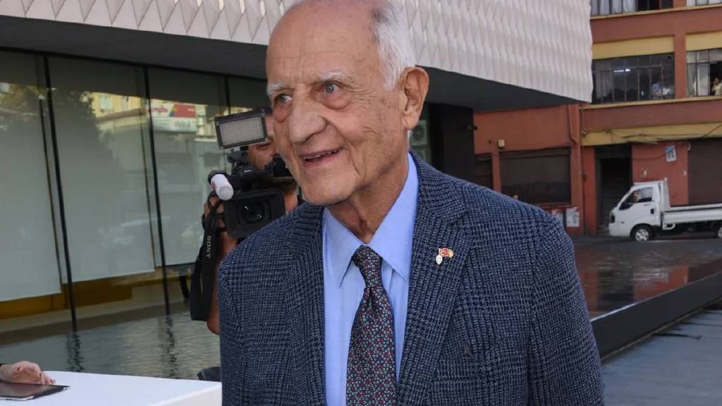 İnan Kıraç'ın 'kaçırıldığı' iddialarına soruşturma: 2 şüpheli gözaltına alındı
