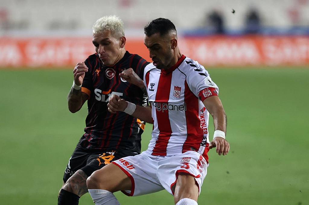 Galatasaray, Sivasspor'u konuk ediyor